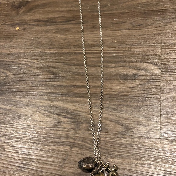 Long fashion necklace - Picture 2 of 2